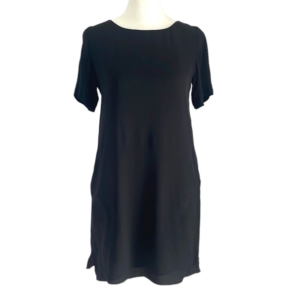 Aritzia Wilfred 100% Silk Black Dress Size XXS Short Sleeve Pockets Classic LBD - Picture 1 of 10
